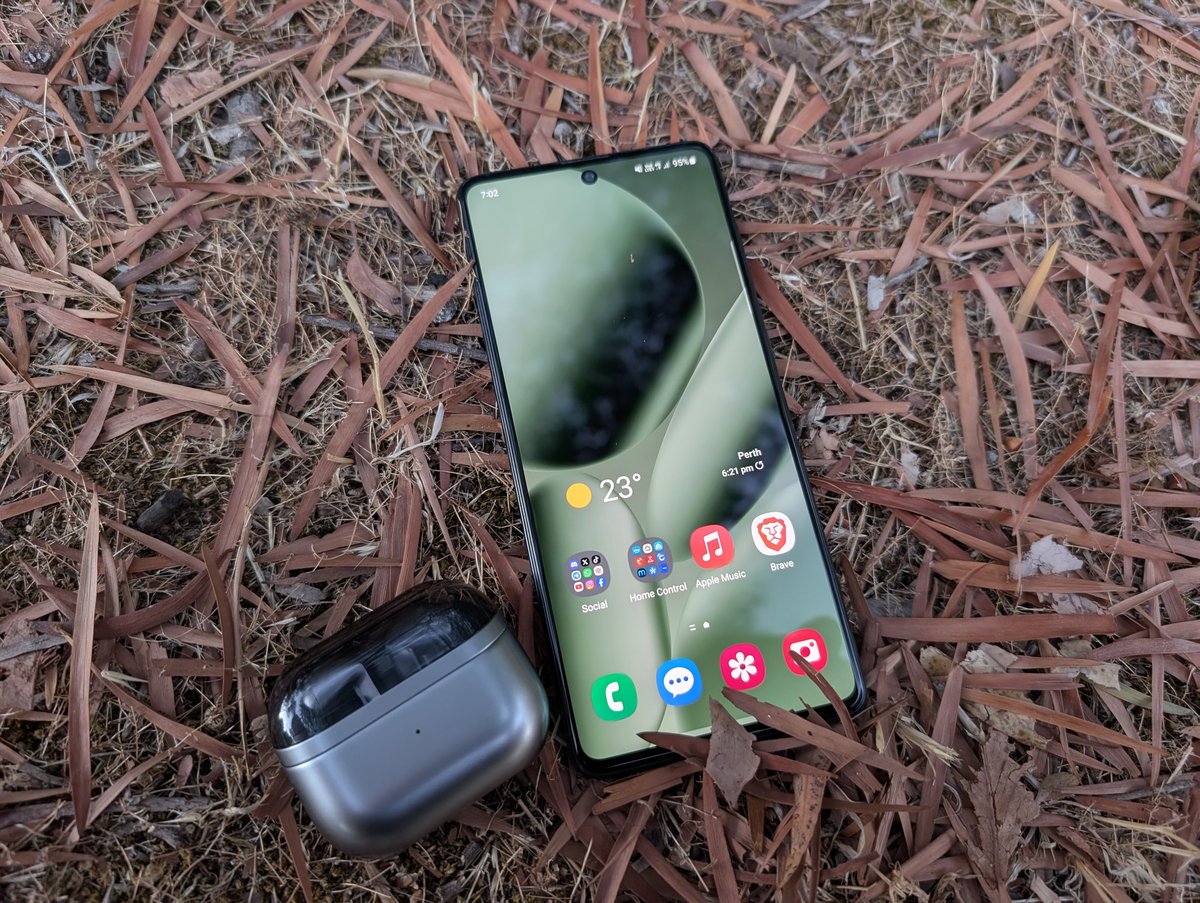 Galaxy A71 next to Galaxy Buds3 Pro